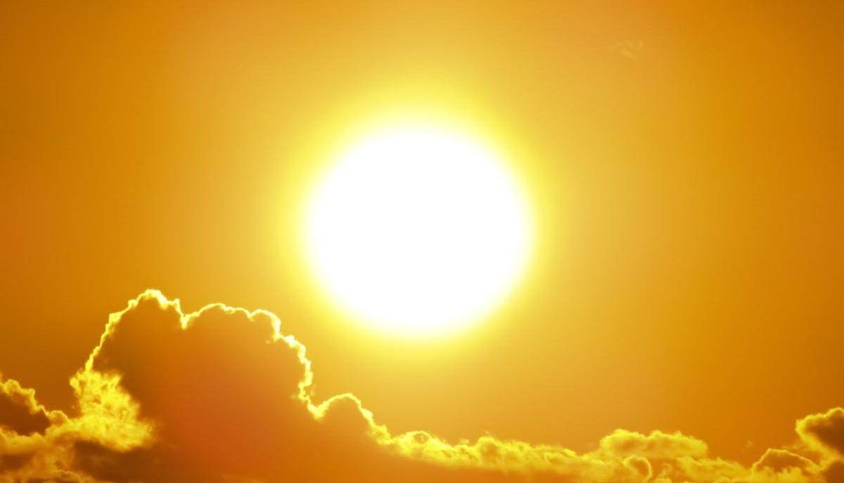 Sole che sorge