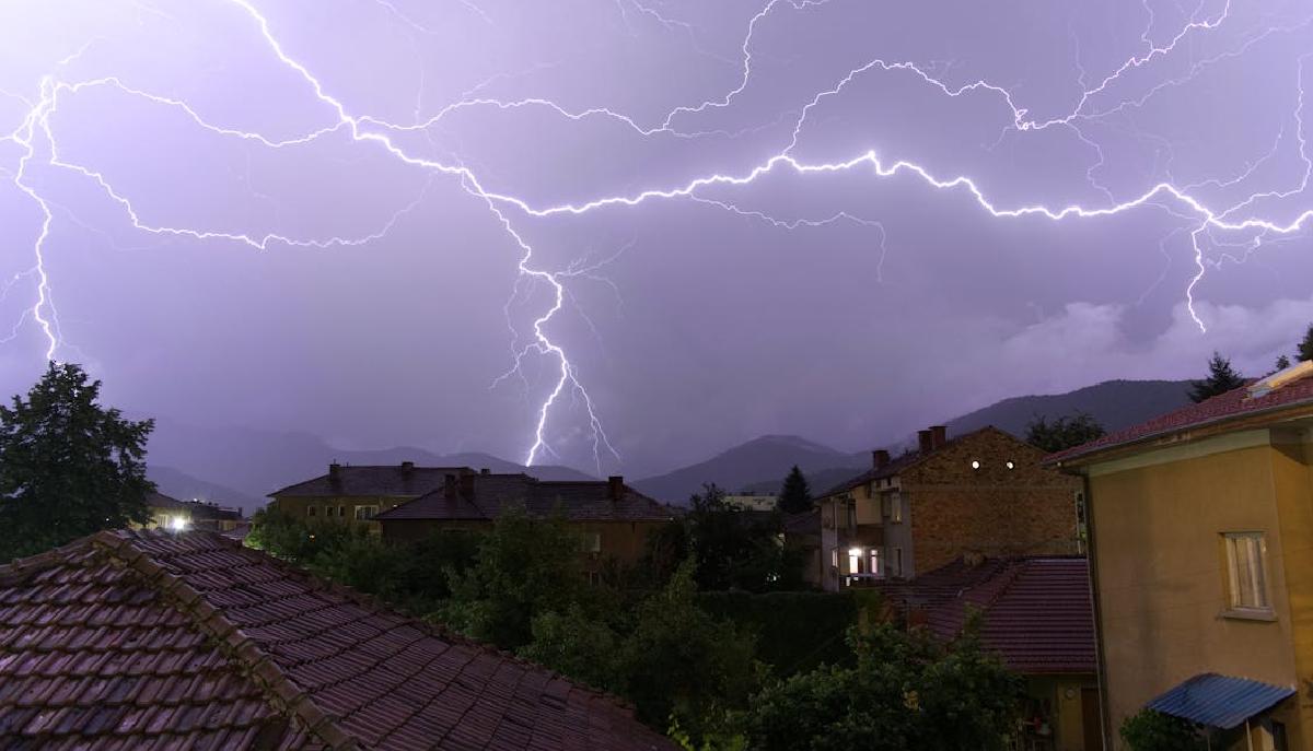 Allerta meteo, le scuole chiuse venerdì 25 ottobre: ecco dove