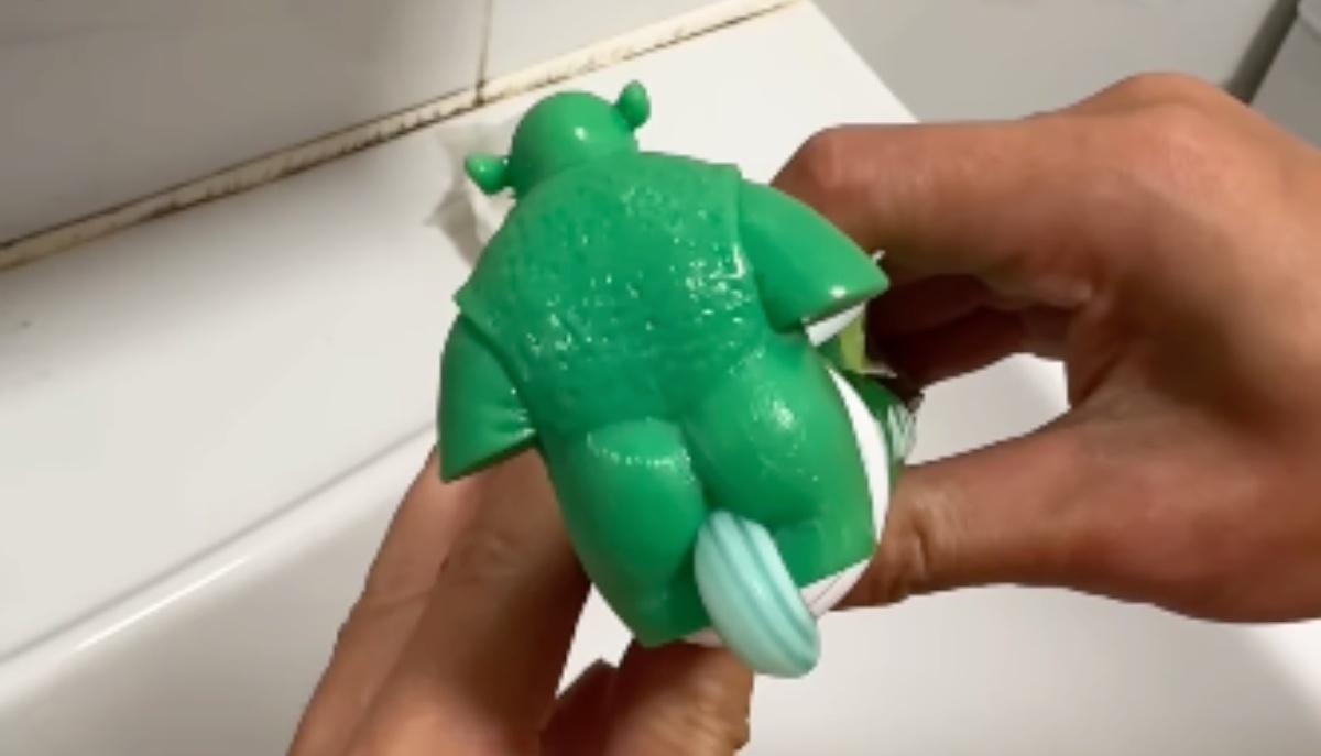 tappo dentifricio shrek