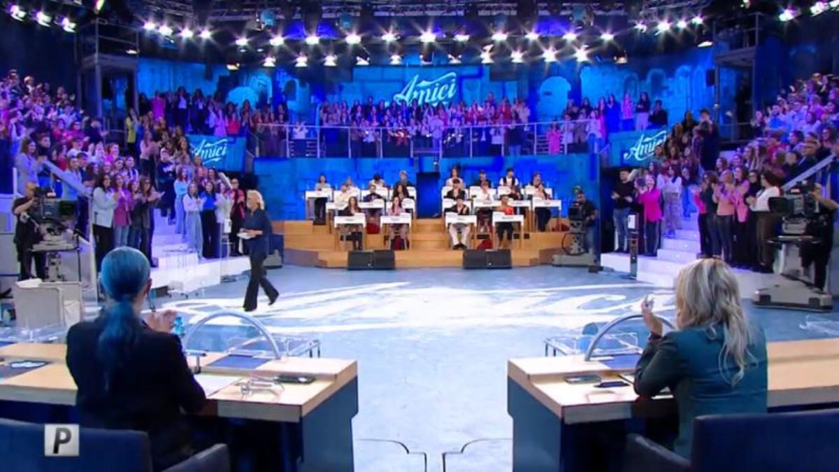 Pomeridiano Amici 13 ottobre 2024: anticipazioni, orari, news