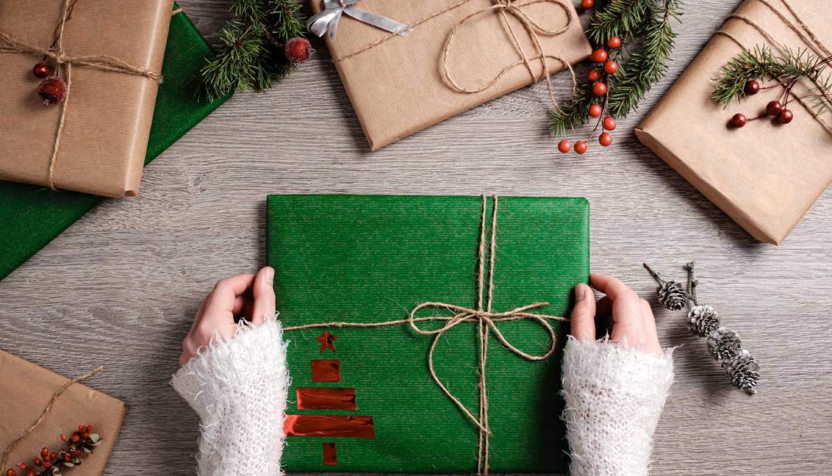 BookTok: top 5 libri da regalare a Natale 2024 articolo
