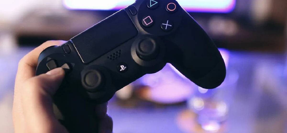 I migliori titoli gratuiti Playstation per la tua pausa studio: la nostra top 5