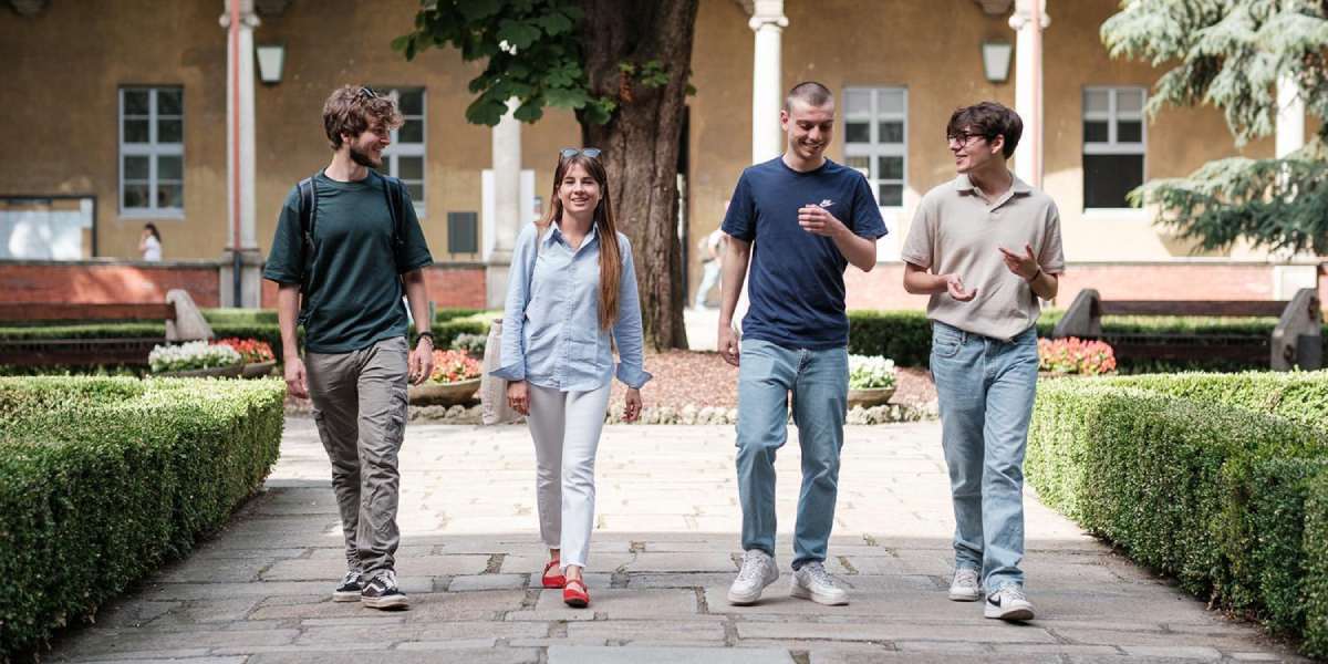 Open Day Università Cattolica: lauree triennali, a ciclo unico e magistrali. Scrivi oggi il tuo prossimo capitolo! articolo