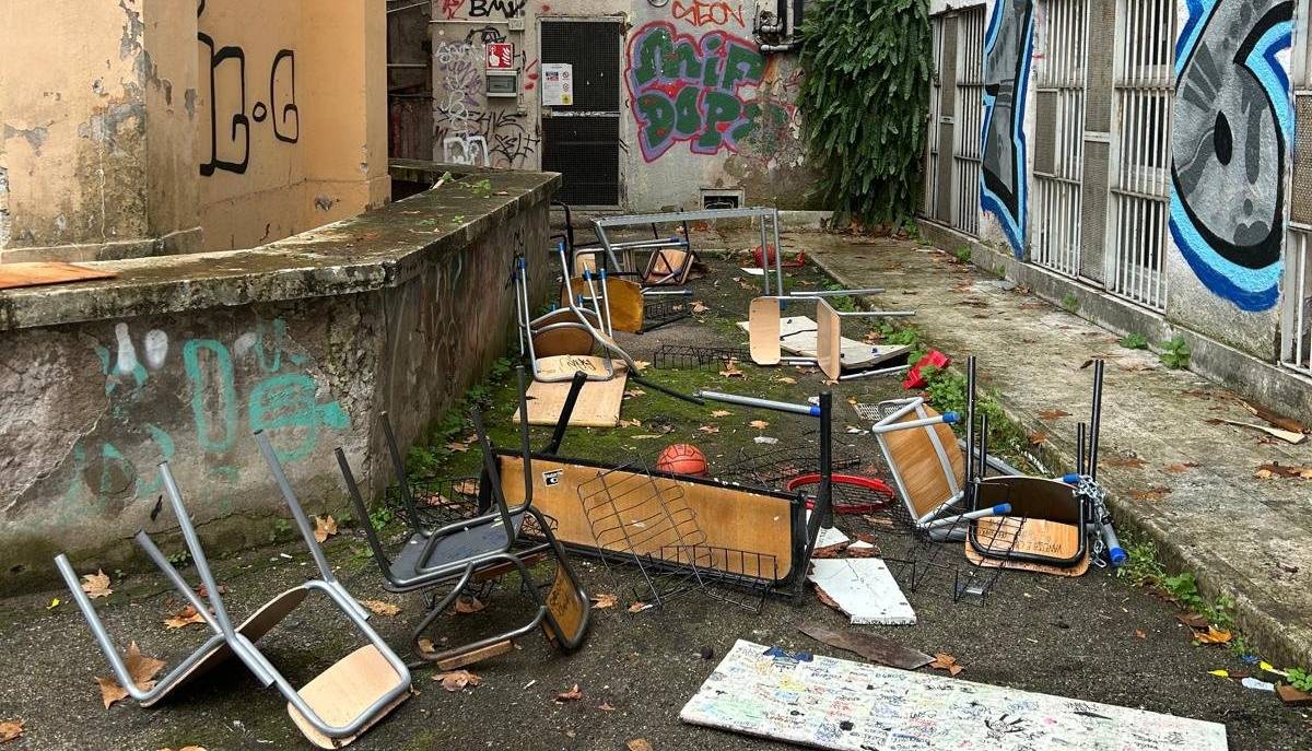 danni occupazione liceo virgilio roma