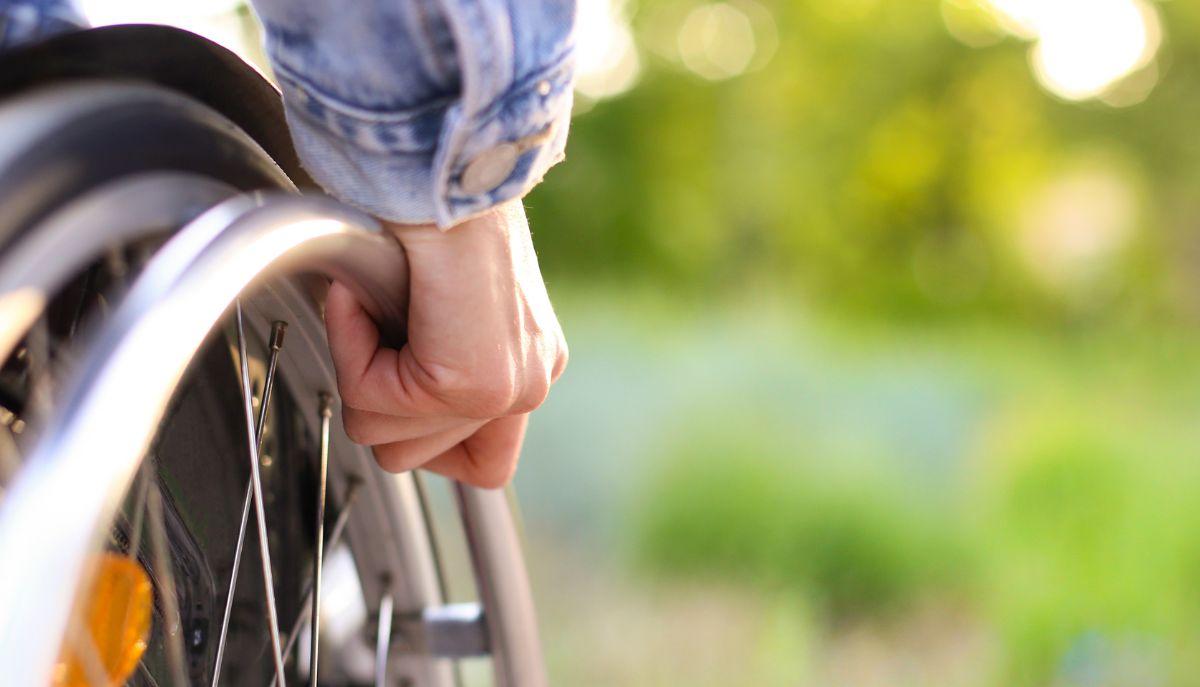 Scuola, quanti ostacoli per gli studenti disabili: bullismo, edifici inadeguati e scarsa accoglienza i problemi principali