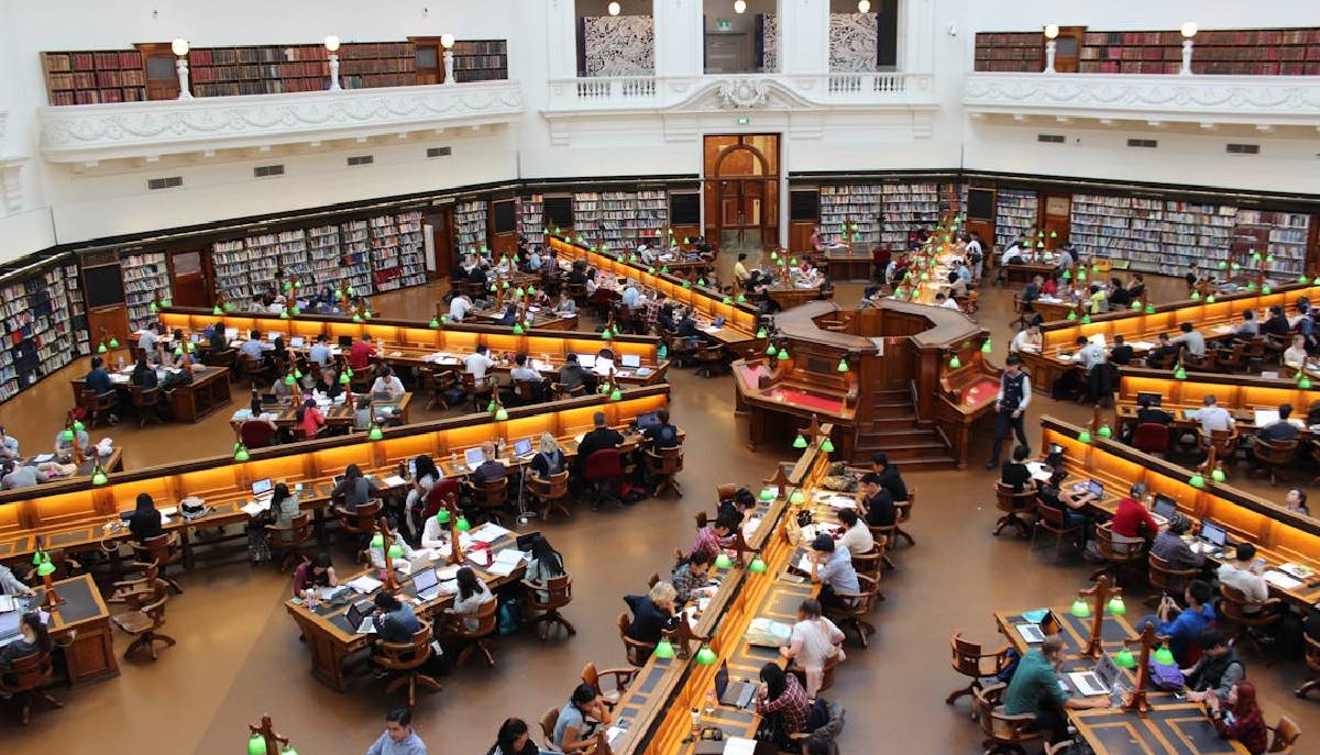 biblioteca universitaria