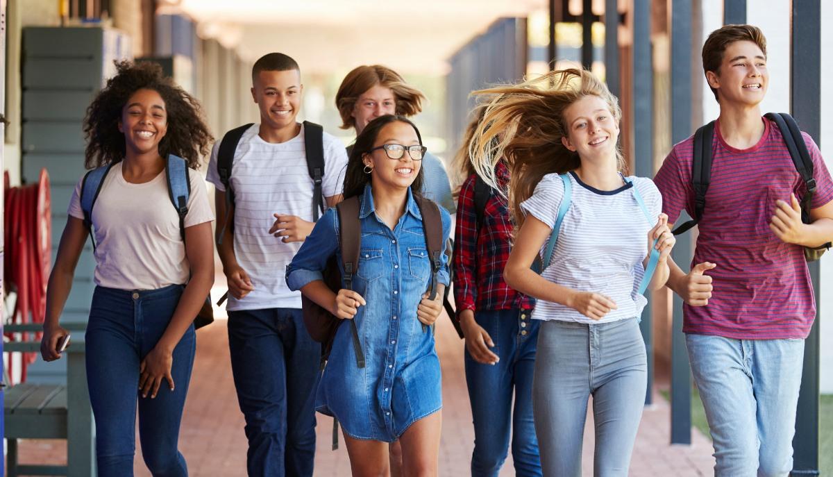 Studenti festeggiano i 100 giorni