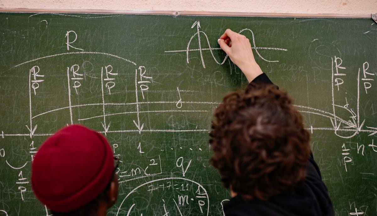 Gli anniversari scientifici utili per la Maturità 2025
