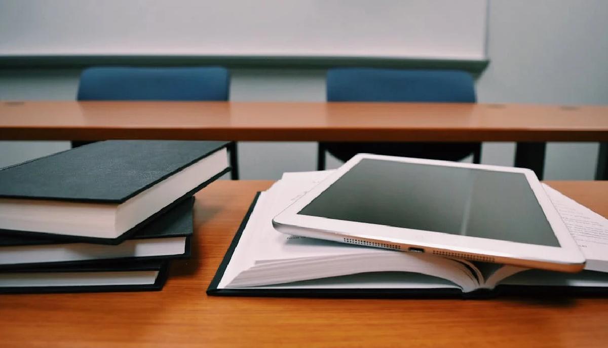 tablet quaderni libri