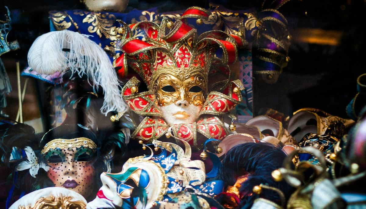 Maschere carnevale e giovedì grasso
