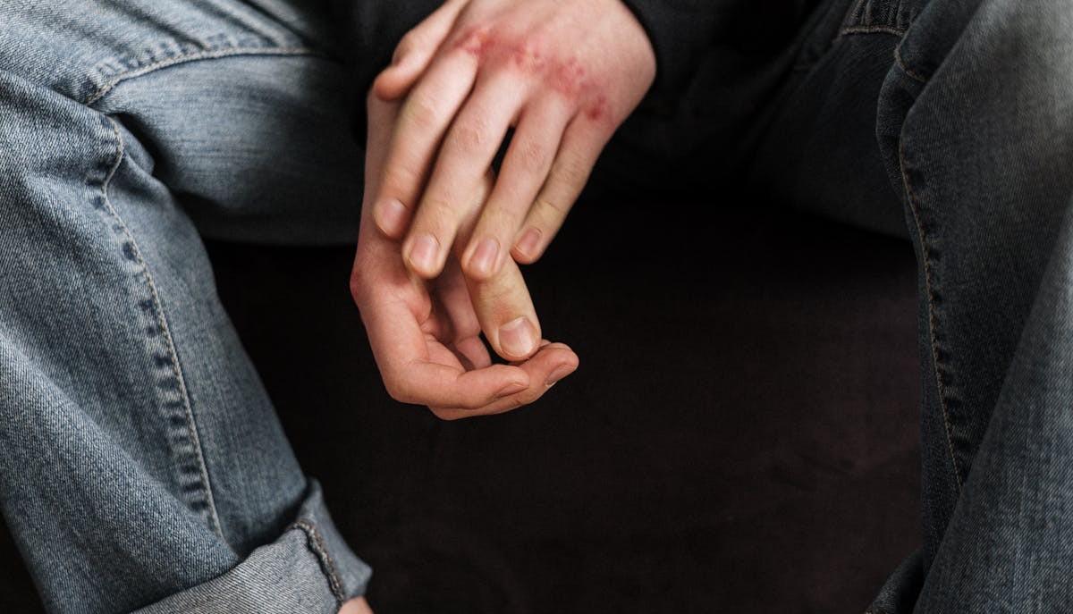Ragazzo autistico picchiato dal branco