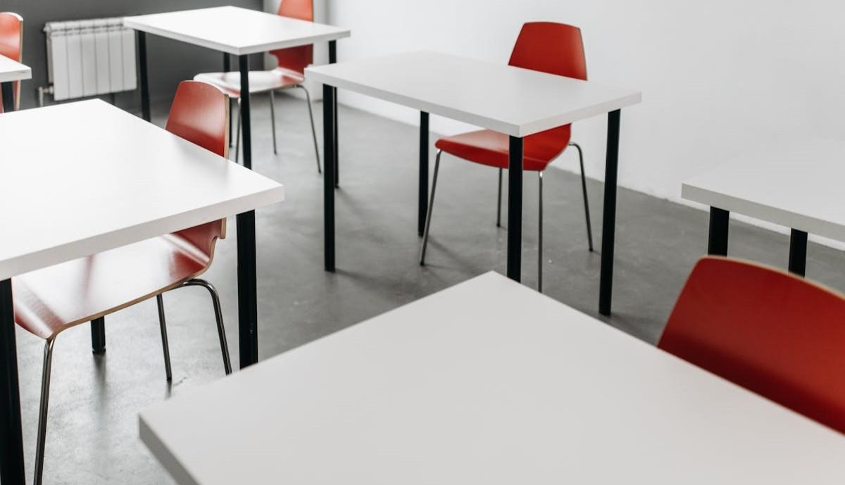 aumentano giorni minimi scuola da 200 a 250