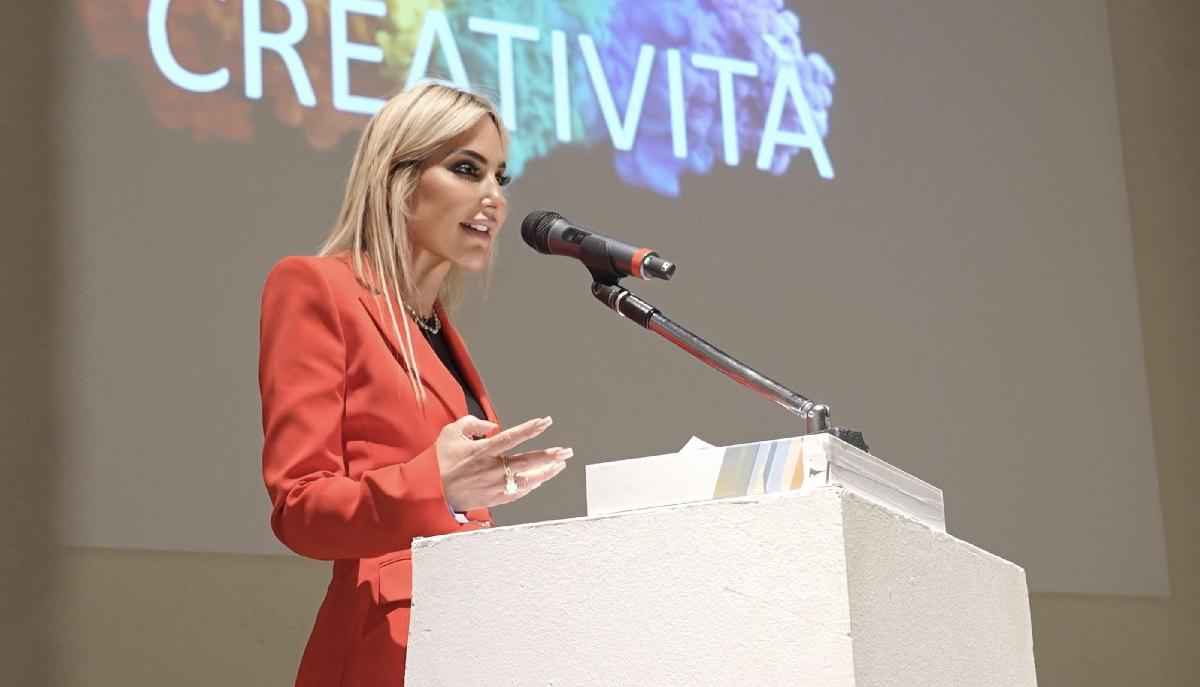 In Italia 2,5 milioni di posti di lavoro "vacanti" e 100mila giovani che emigrano articolo