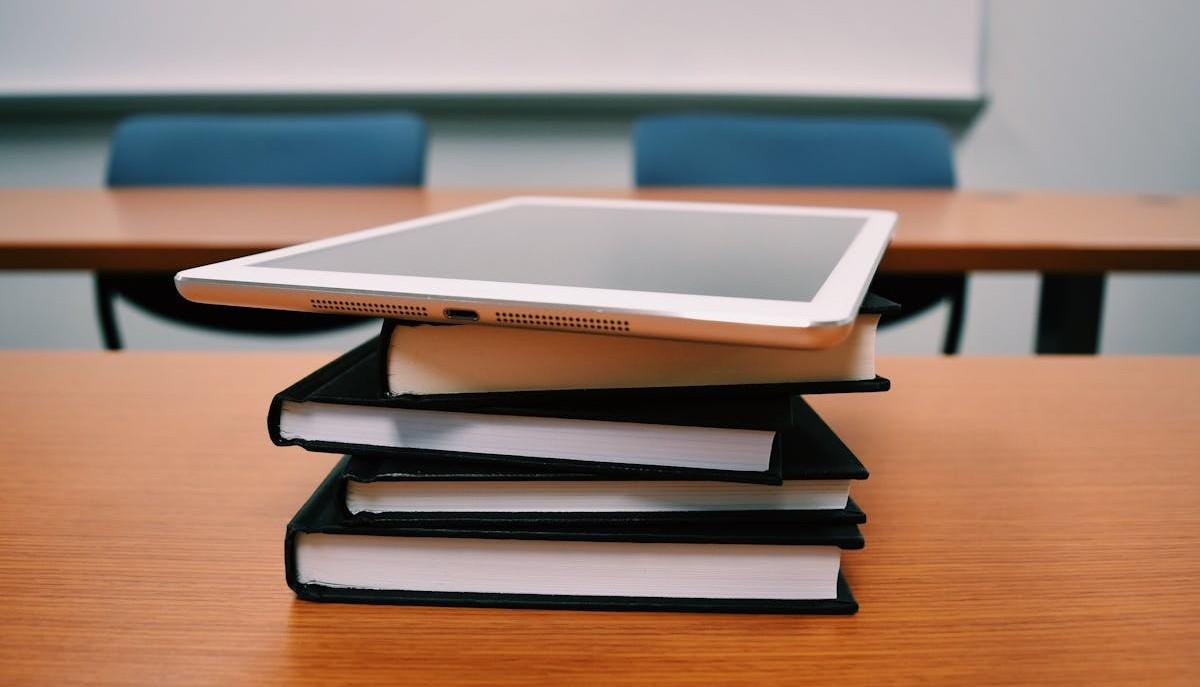 Libri su un banco