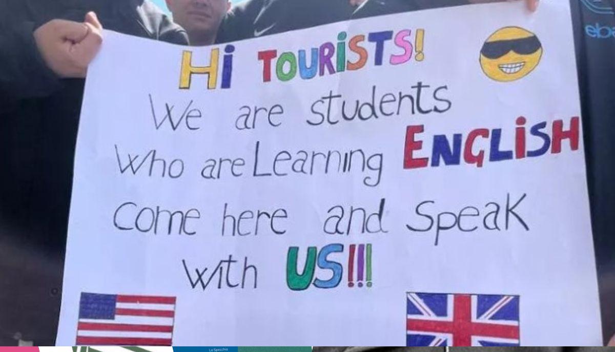 napoli studenti alla ricerca di turisti per parlare inglese