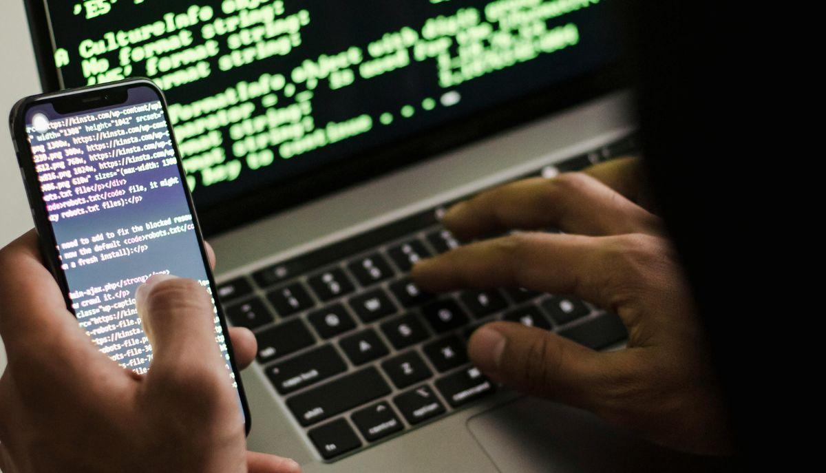 hacker social network