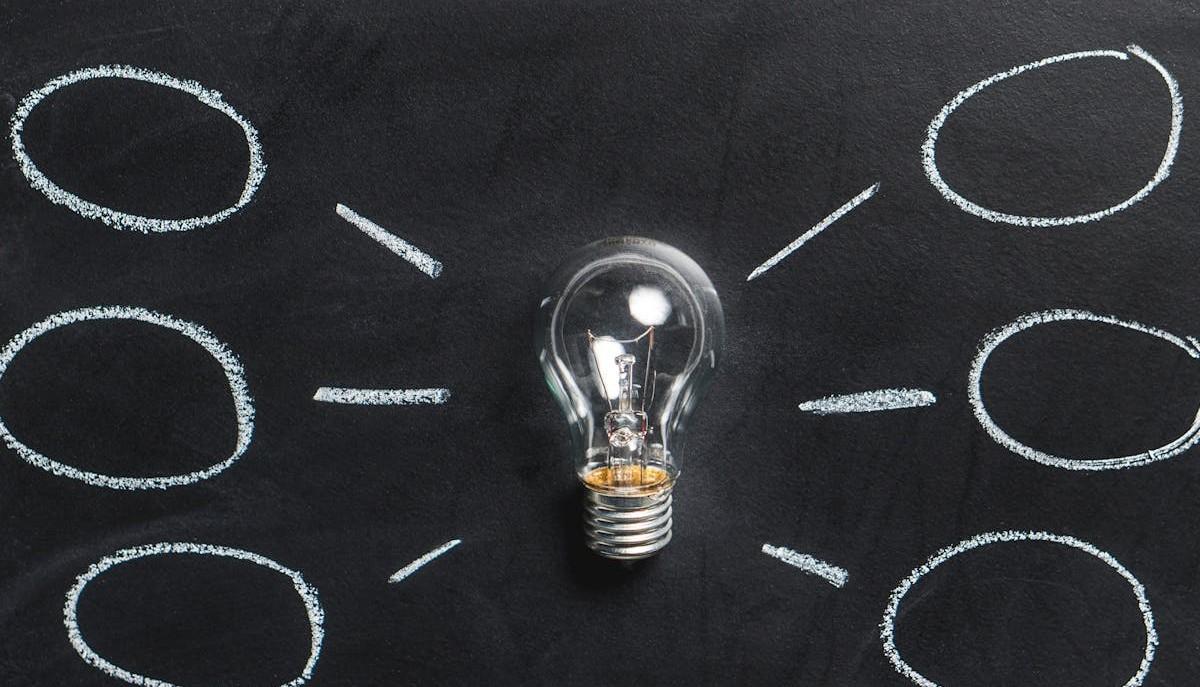 Lampadina, simbolo di intuizione