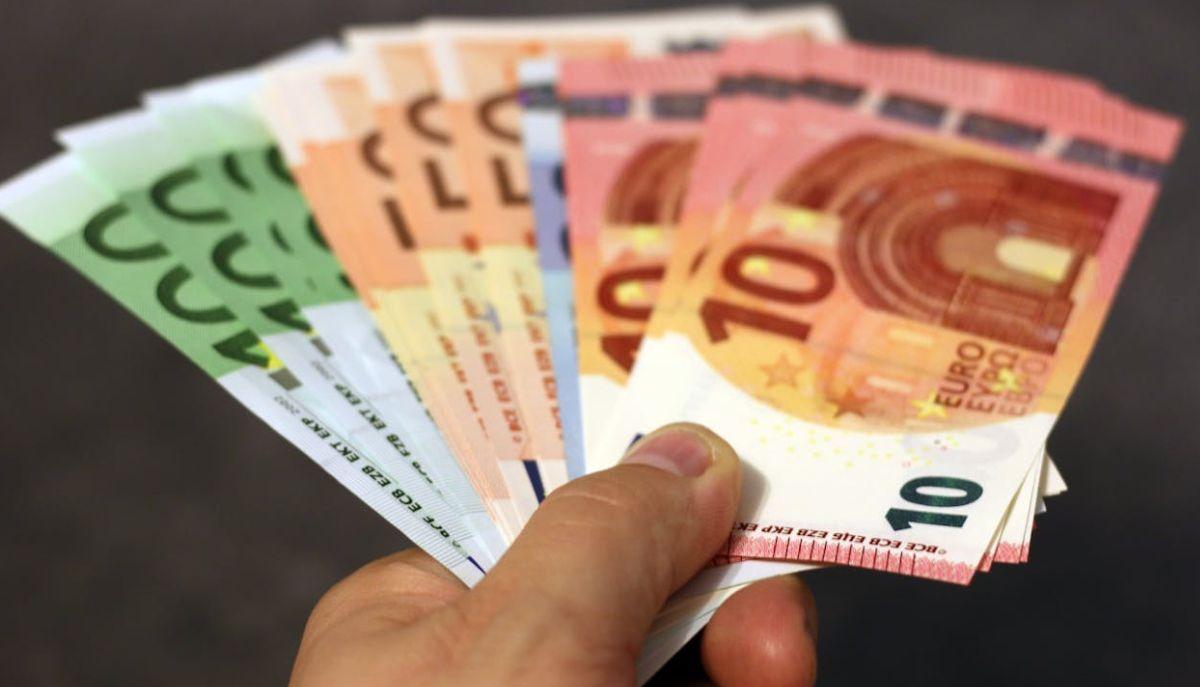 Le banconote Euro cambiano volto: tra i nuovi protagonisti Leonardo da Vinci, Beethoven e Marie Curie