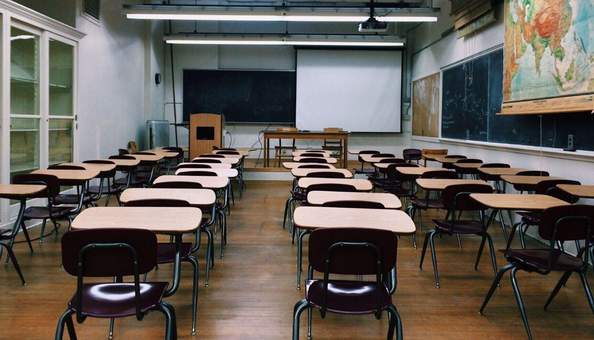 stretta sui diplomifici
