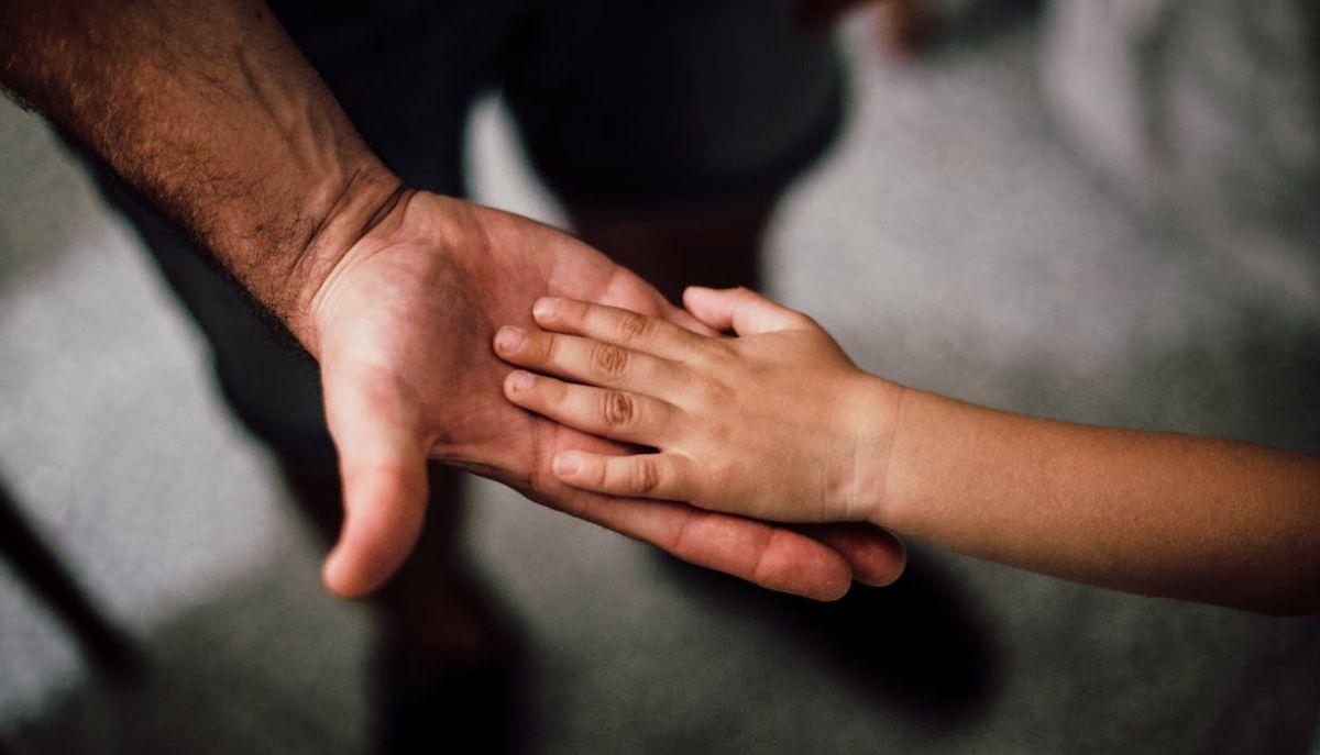 mano padre mano figlio