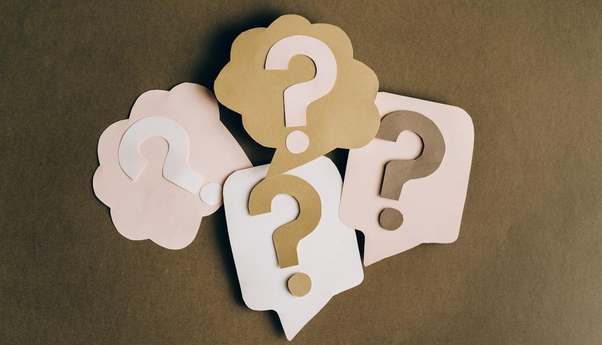 Punti interrogativi