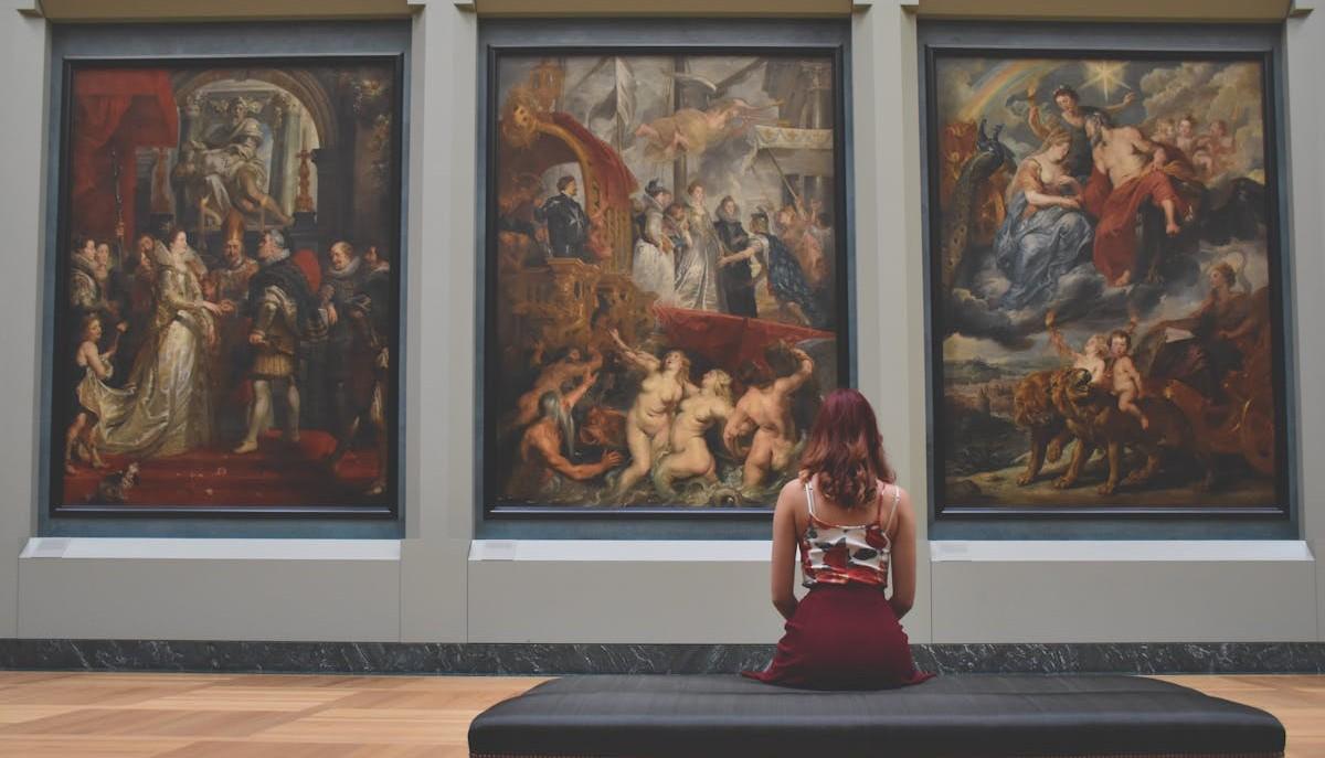 Arriva il ‘Galateo dei musei’: le 11 regole per non fare danni (e figuracce)