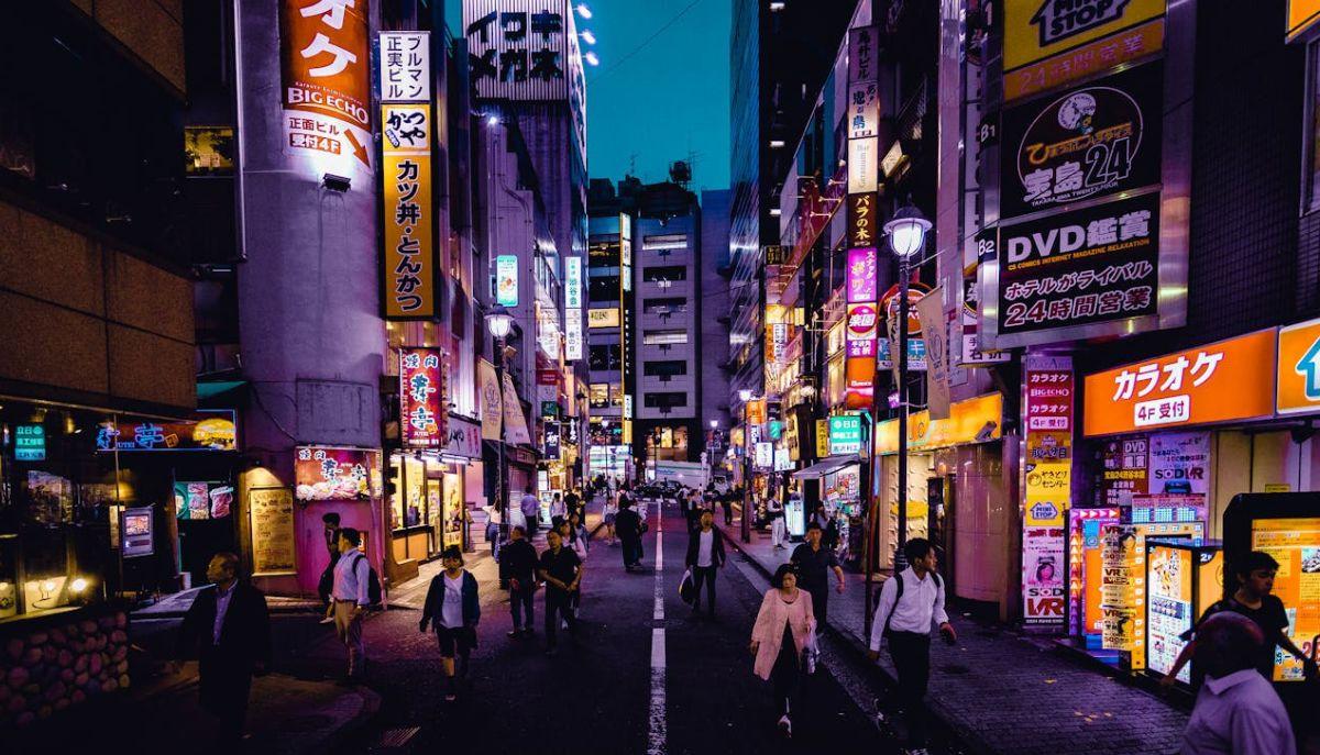 strade di tokyo