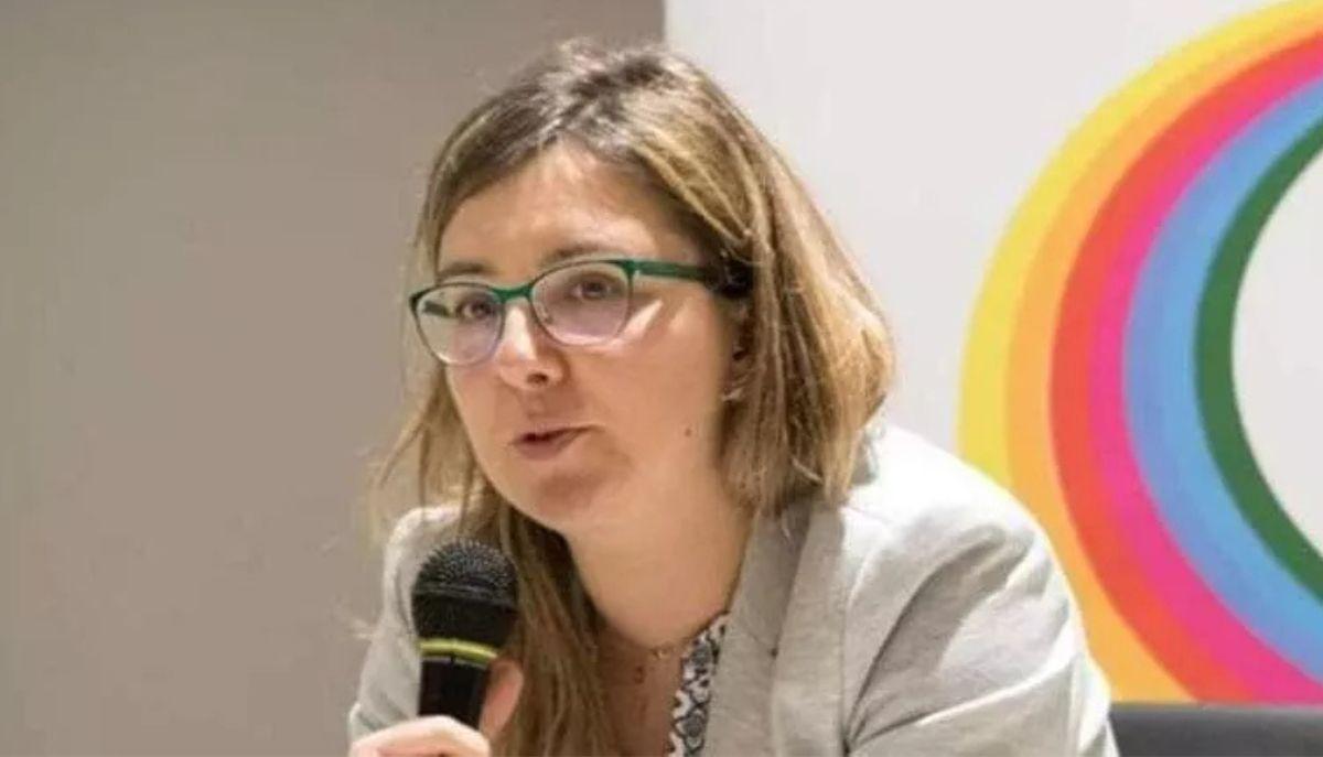 Perde la cattedra dopo vent'anni di insegnamento: il calo degli iscritti costringe la prof a dedicarsi al sostegno