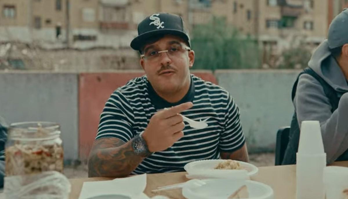 Amen, fuori a sorpresa il nuovo brano di Geolier: il testo spoilera l'album in arrivo