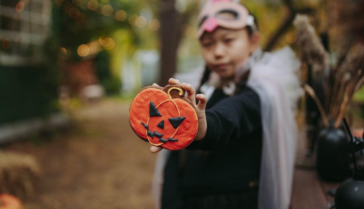 Halloween a scuola, l’appello degli esorcisti: ‘Volete esporre i vostri figli alla stregoneria?’