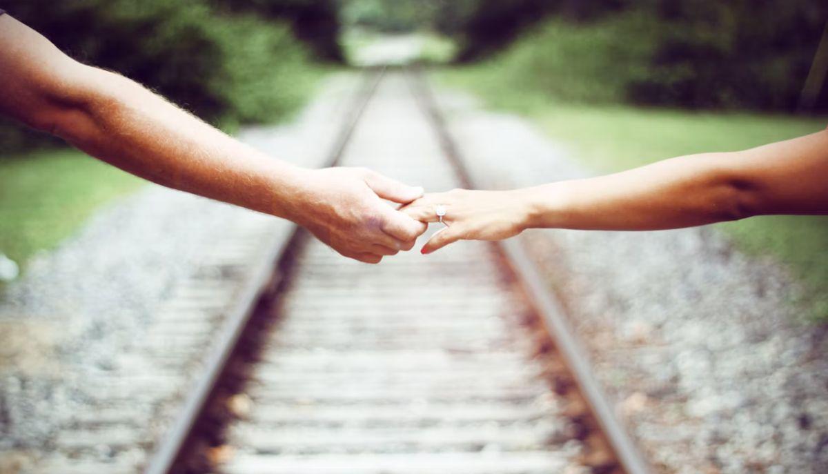 Relazione a distanza