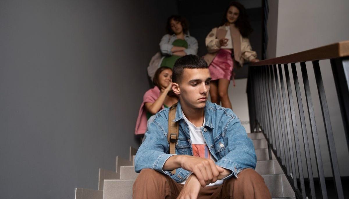 Perché alcune amicizie scolastiche diventano tossiche