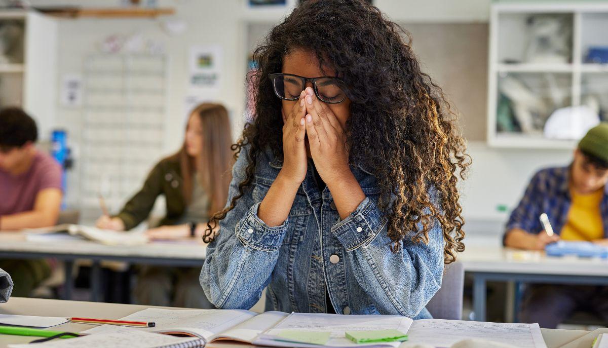 Scuola 2016 vs 2026: ecco in cosa oggi sei più fortunato (e cosa invece rimpiangerai)