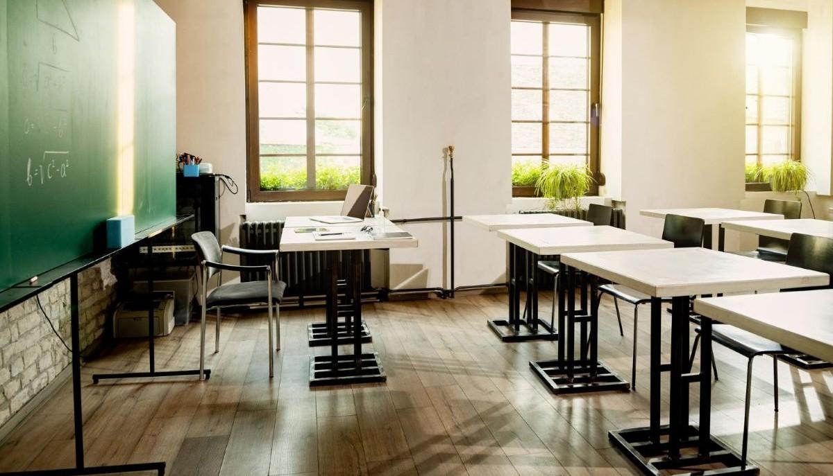 Aula scolastica vuota