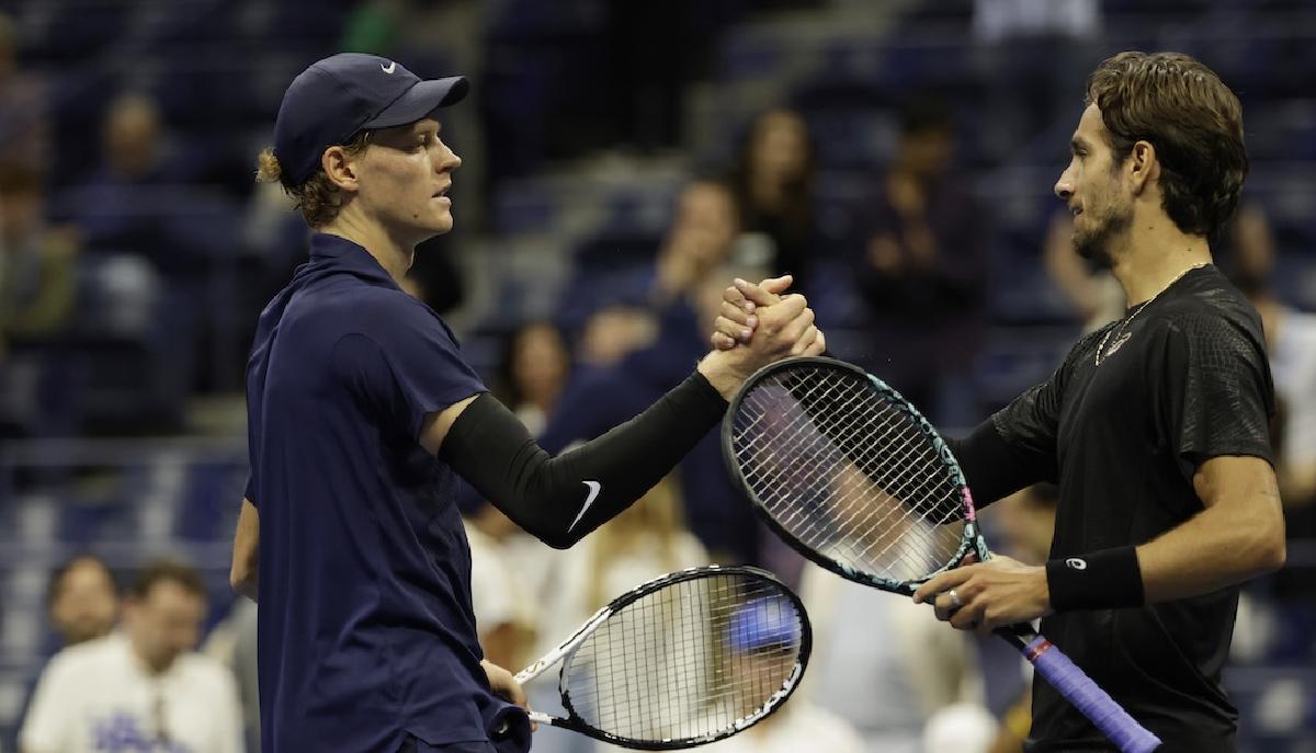Australian Open 2026, Sinner torna in campo e Maestrelli sogna l'impresa contro Nole: gli orari e dove vedere le partite
