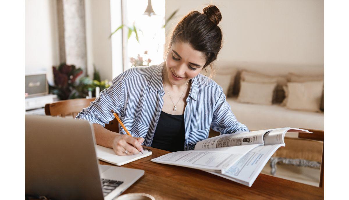 Se rimani single a 20 anni sarai più ricco a 30: gli studi che lo dimostrano