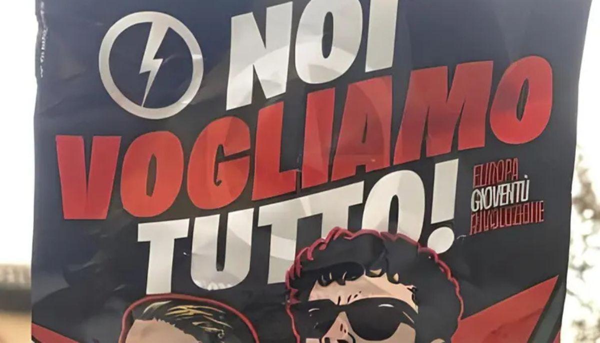Volantini fascisti nei licei di Reggio Emilia: indaga la Digos