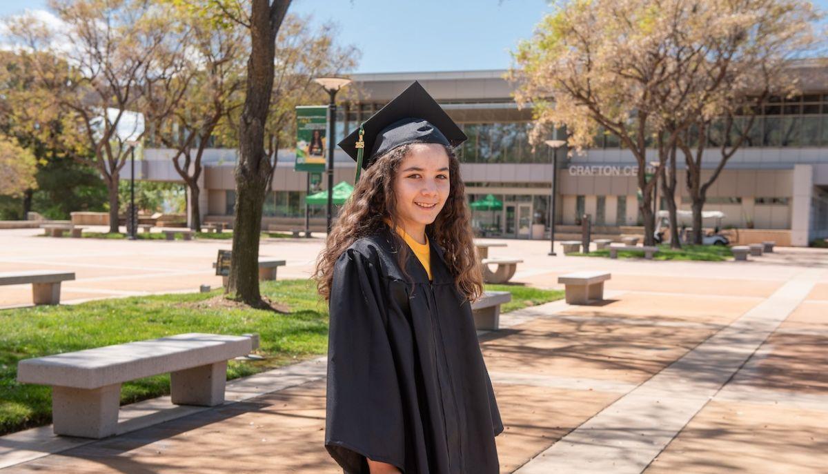 A 11 anni si laurea al college con il massimo dei voti: la storia della bimba da record che vuole portarci su Marte