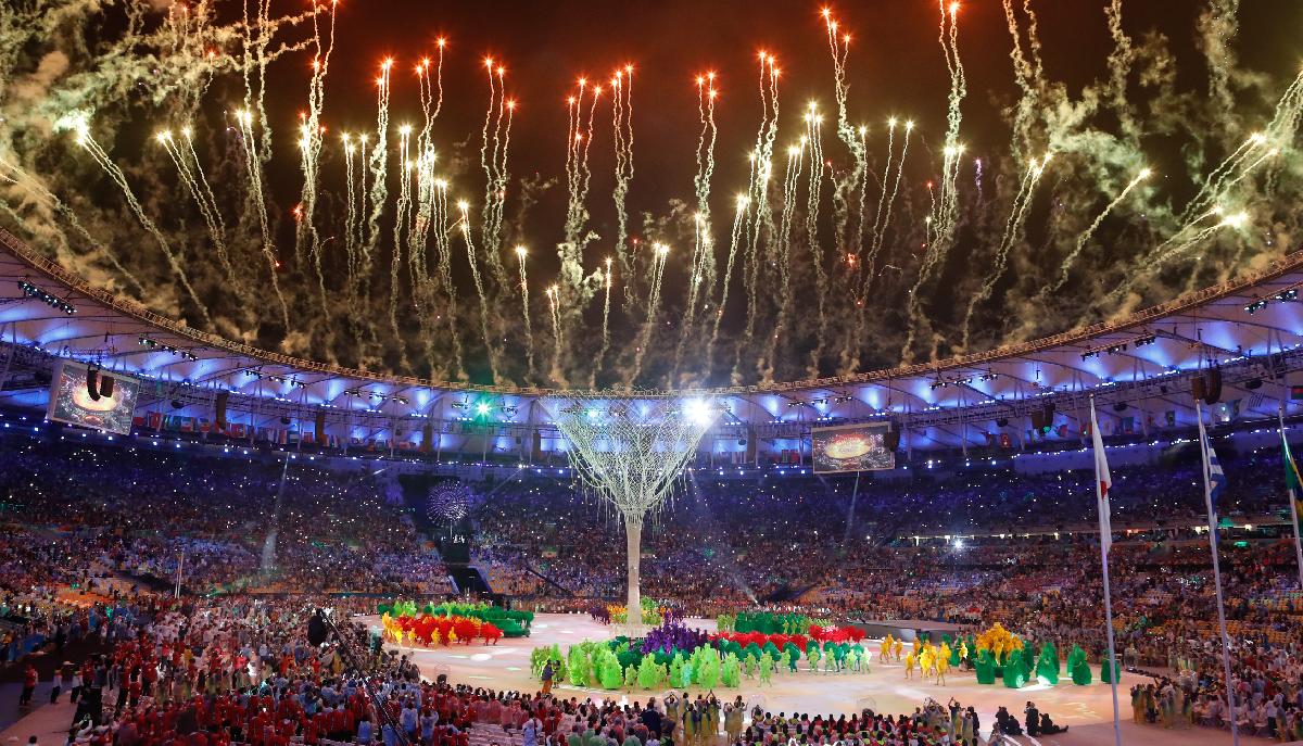 Cerimonia Milano-Cortina 2026: dove vederla in streaming e chi sono gli ospiti (c'è anche Roberto Bolle)