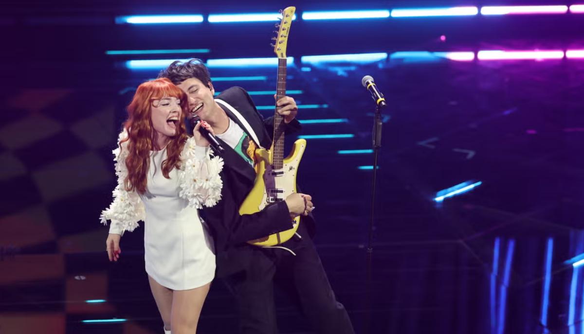 "La felicità e basta": Maria Antonietta e Colombre firmano il manifesto anti-ansia di Sanremo 2026