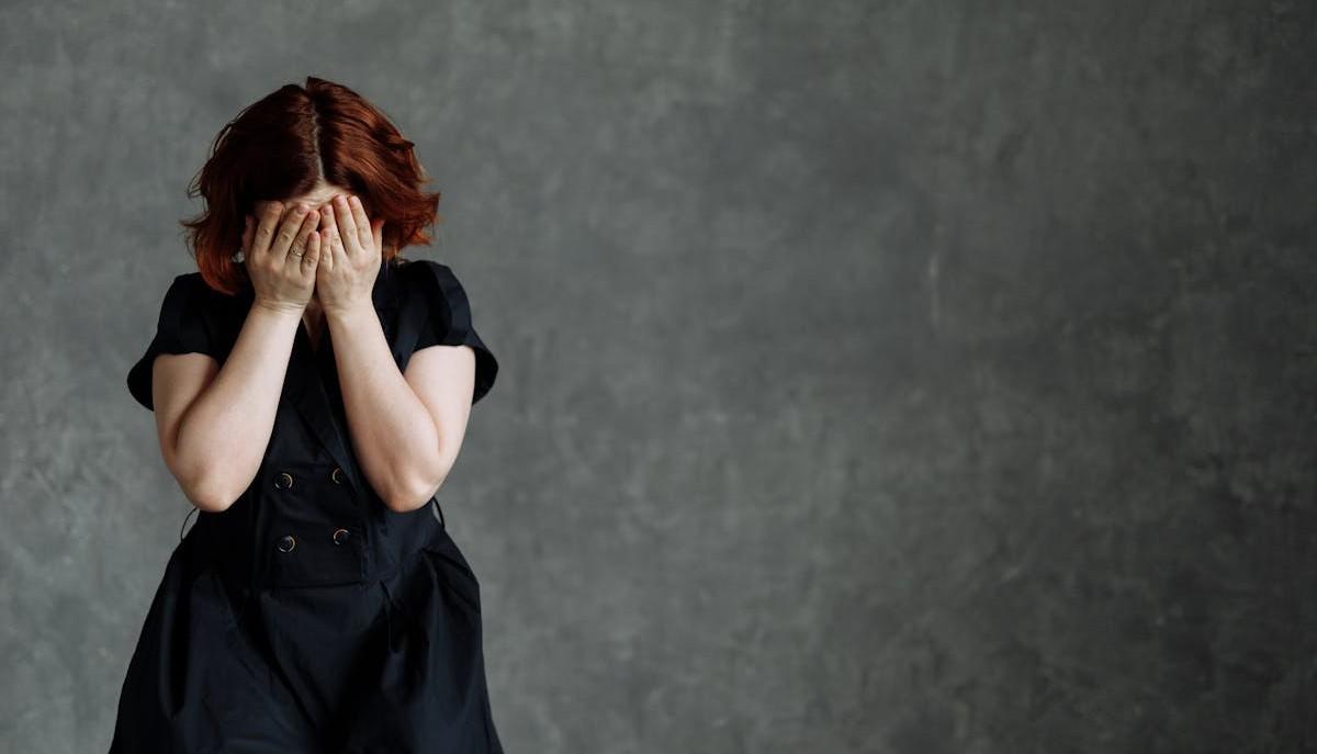 I reati digitali non risparmiano le Gen Z e Alpha: dall'adescamento al cyberbullismo, l'allarme nell'ultimo report della Polizia Postale