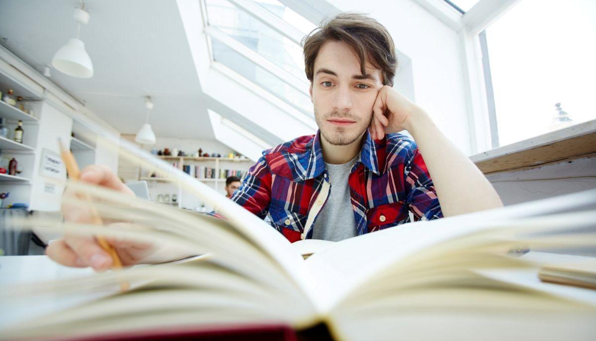 Griglia di valutazione orale Maturità 2026: i quattro parametri che decideranno il voto