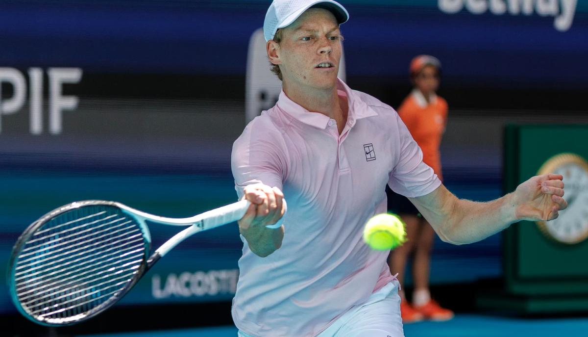 Sinner-Moutet stanotte a Miami: a che ora puntare la sveglia e dove vedere la sfida