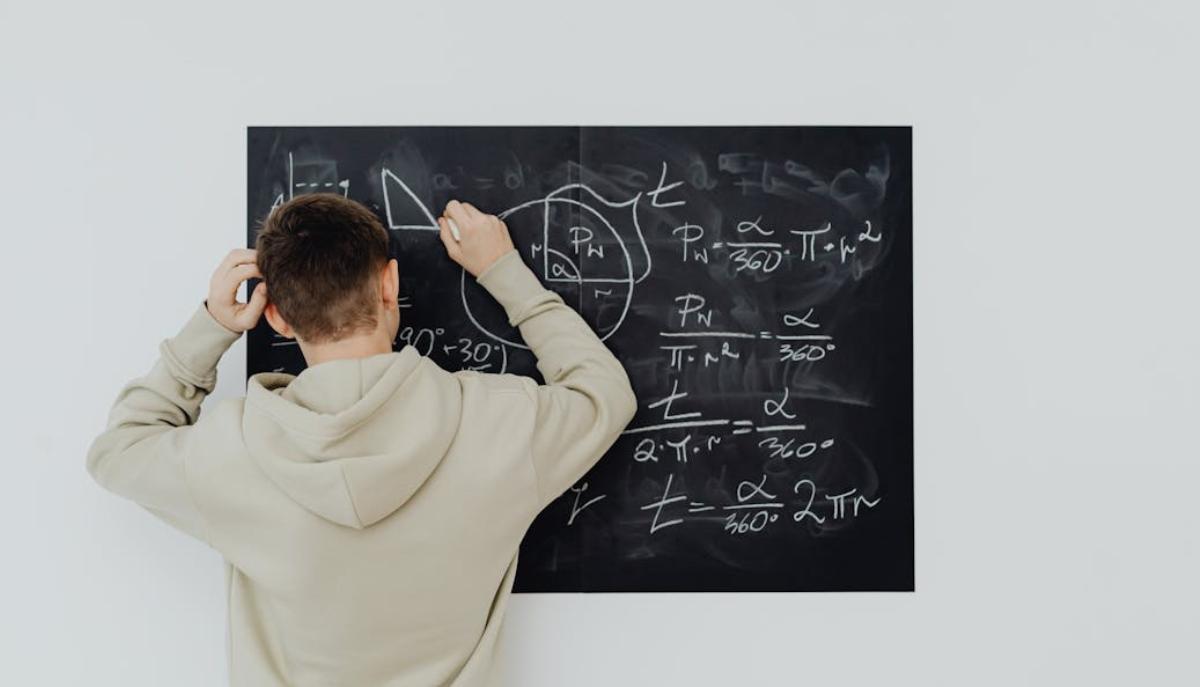 Come studiare matematica al liceo scientifico: 5 (+1) metodi che funzionano davvero