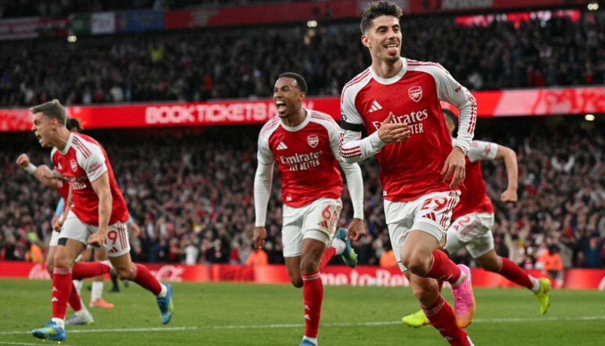 Arsenal campione d’Inghilterra dopo 22 anni: 3 curiosità sul titolo dei Gunners