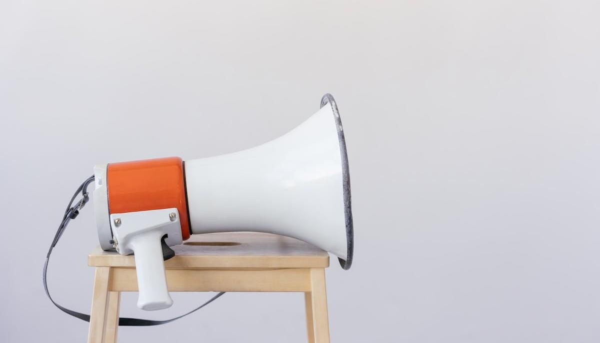 Scuola e trasporti nel caos: lunedì 18 maggio è sciopero generale