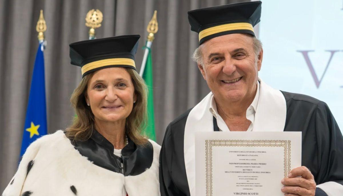 Ora Gerry è “Dottor Scotti”: al conduttore una Laurea in Scienze della Comunicazione (honoris causa)