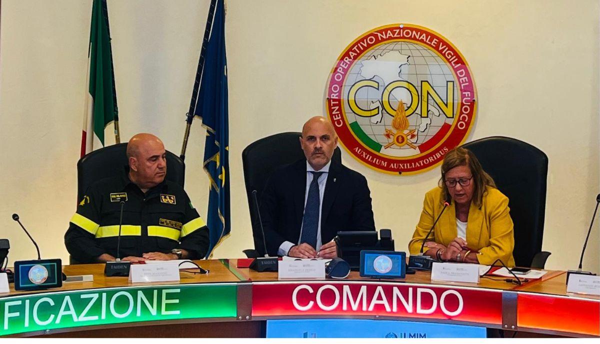 Dopo Crans Montana, protocollo MIM-Vigili del Fuoco per educazione alla sicurezza a scuola