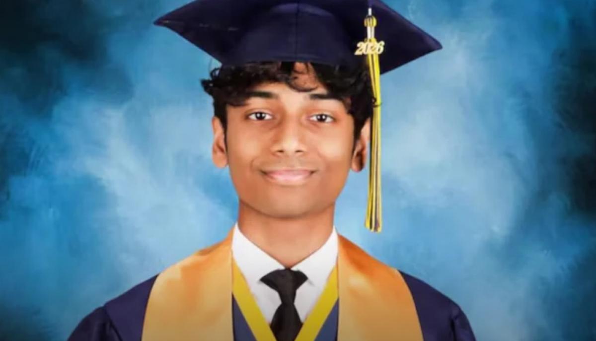 Si diploma con una media di 11,99 e stabilisce un record imbattibile in Florida
