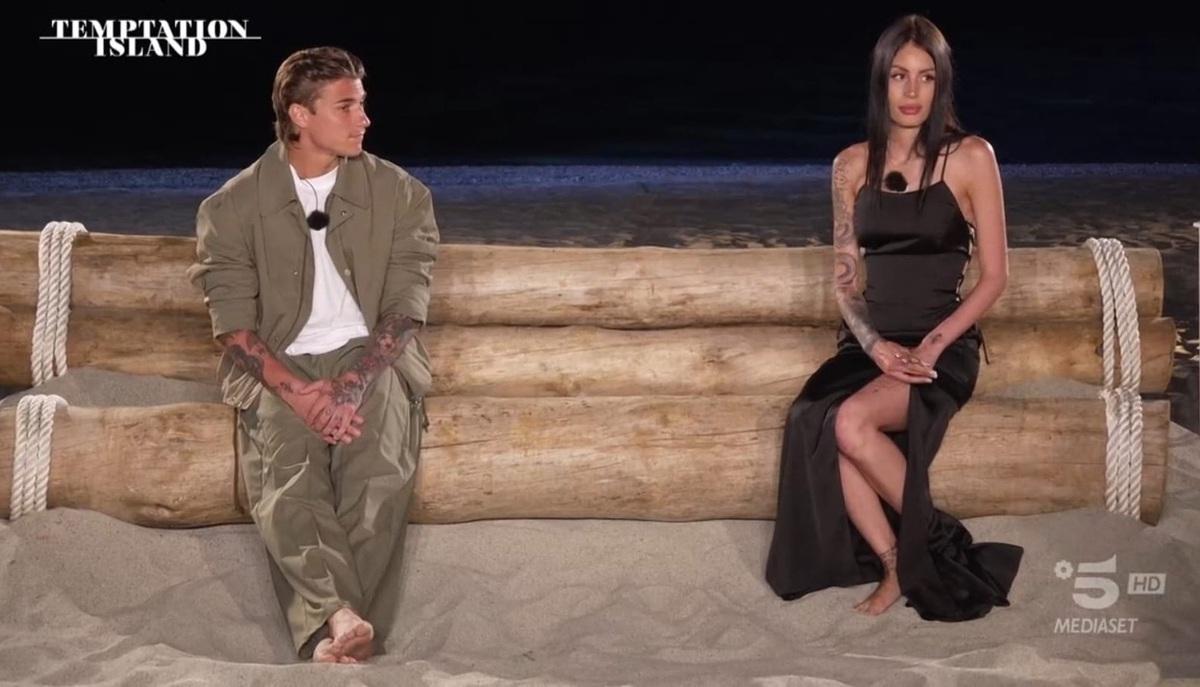 Temptation Island a scuola